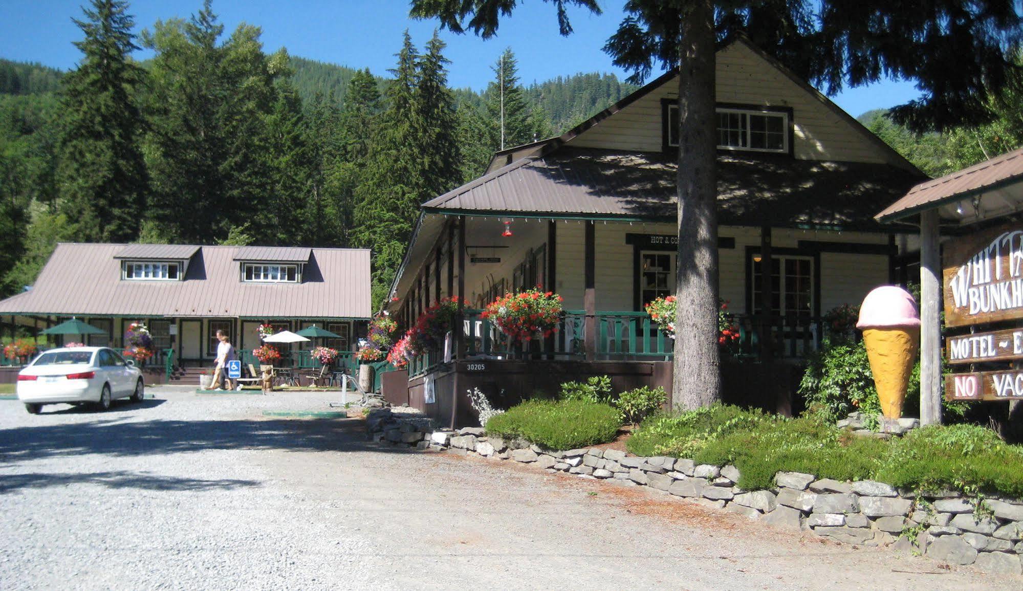 Whittaker'S Motel & Historic Bunkhouse Ashford Bagian luar foto